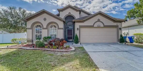 1113 BARCLAY WOOD DR