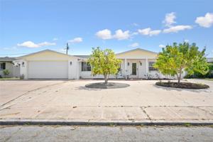 3724 CEDARWOOD