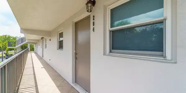 9815 47TH N