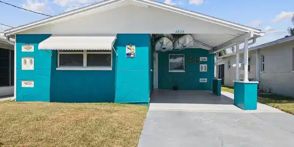 4825 FLORAMAR