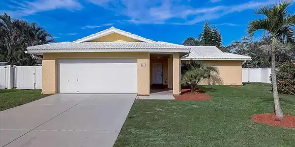 6714 17TH W