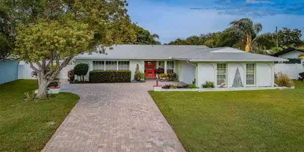 4221 HARBOR HILLS