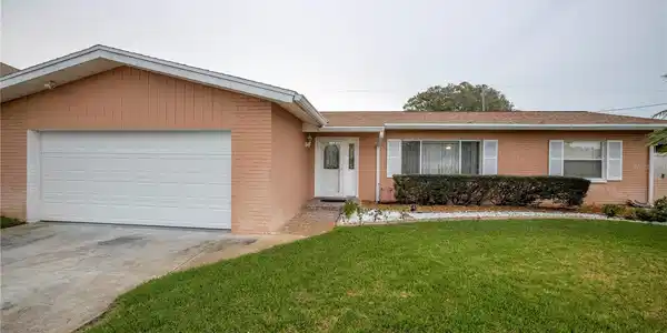 13852 MEARES