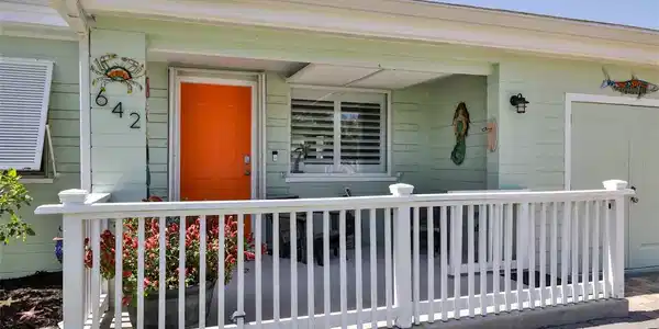 642 PINE