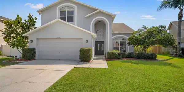 8805 RUSTIC TRAIL