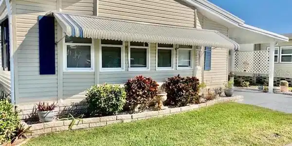 12501 ULMERTON