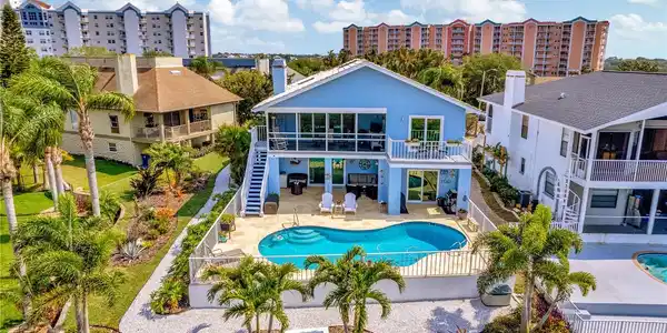 6029 BAYWAY