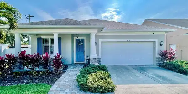 801 BLANDON