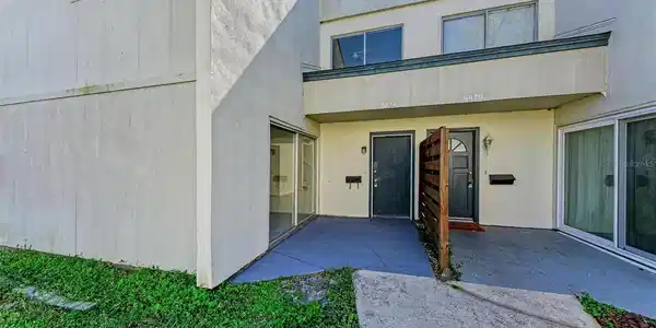 6874 WHITMAN