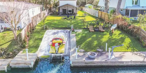 234 INDIAN CREEK