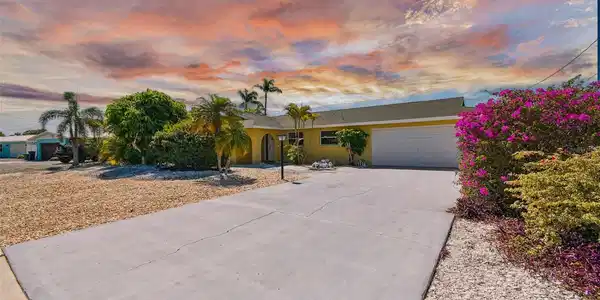 10319 SANDPIPER W