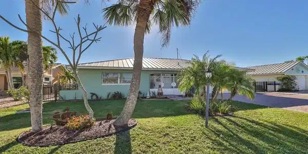 6333 COTTONWOOD