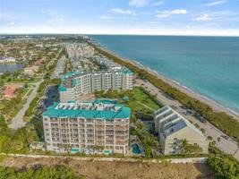 2000 HIGHWAY A1A