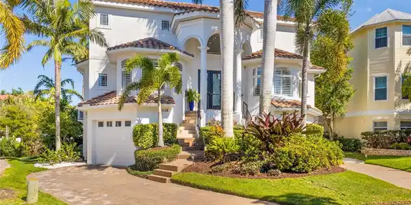 7118 HAWKS HARBOR