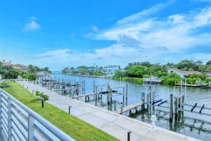 1709 TAMIAMI