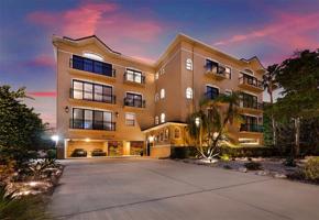205 GOLDEN GATE