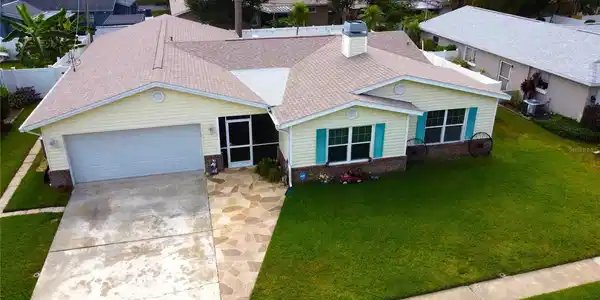 9067 BRIARWOOD
