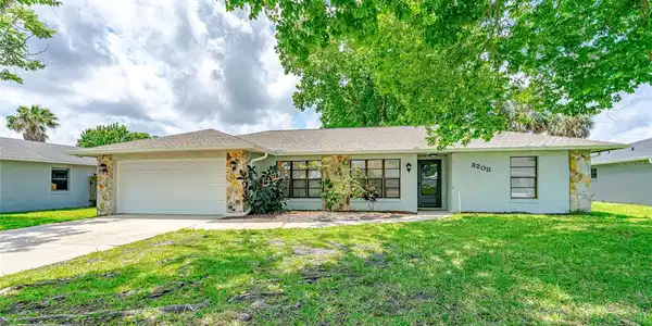 3208 SABAL PALM
