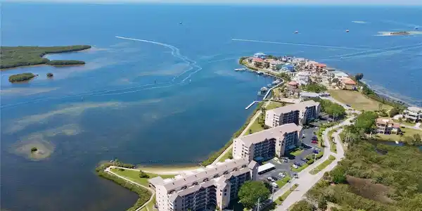 4650 BAY