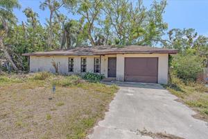 1106 PINELAND