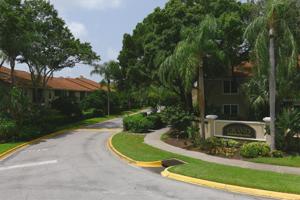 4006 CROCKERS LAKE