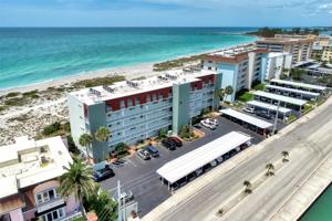 950 TARPON CENTER