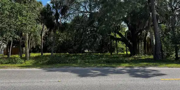808 SHELL POINT