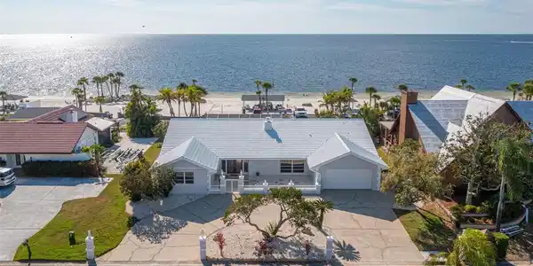 5431 WESTSHORE