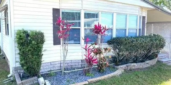 12501 ULMERTON