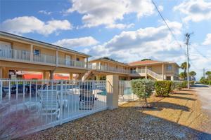 2405 BEACH