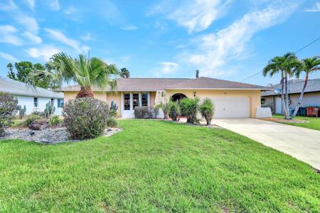 701 SW 52ND STREET