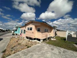 1475 FLAMINGO