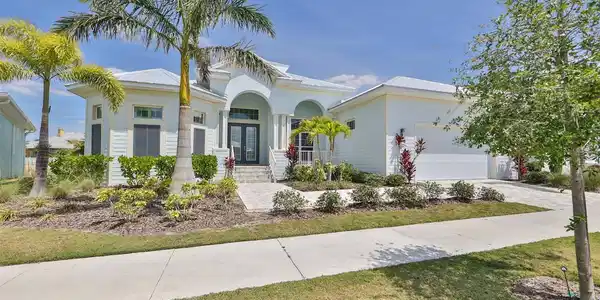 607 PINCKNEY