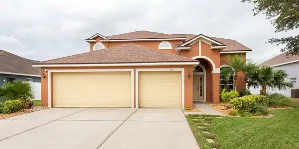1546 MIRA LAGO