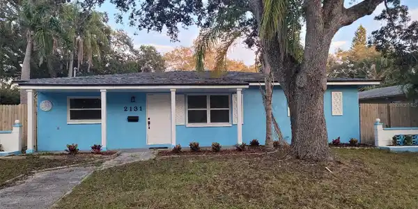 2131 PARK N