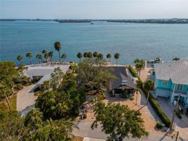 1476 LEMON BAY