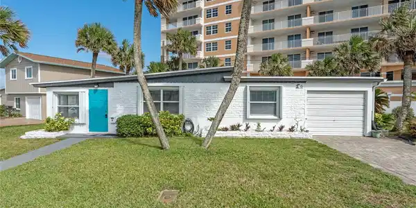 6 OCEAN DUNES