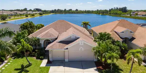 1515 BONITA BLUFF