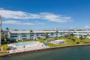 1819 SHORE S