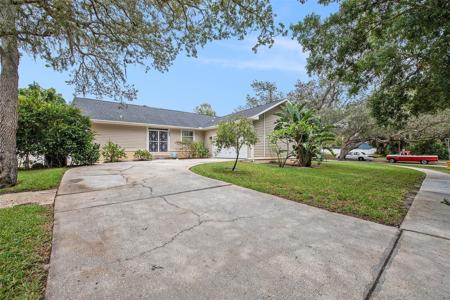 827 SEMINOLE