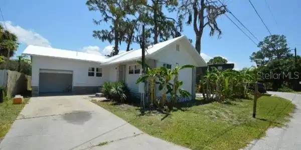6959 EDGEWATER