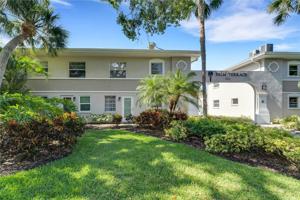 521 W VENICE AVENUE
