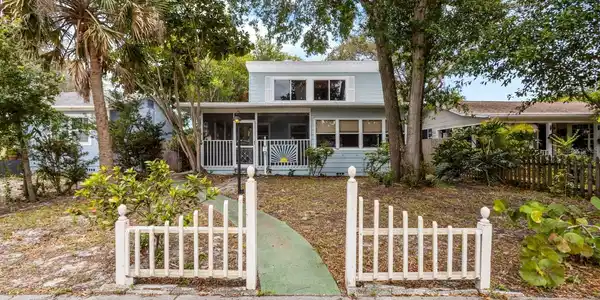 4844 BURLINGTON N
