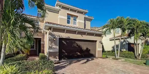 10171 GRAND OAK