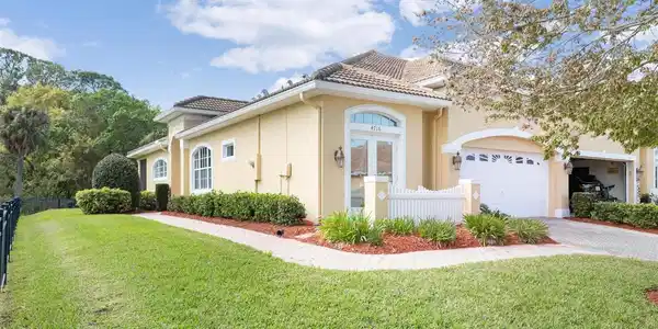 4716 CASSWELL