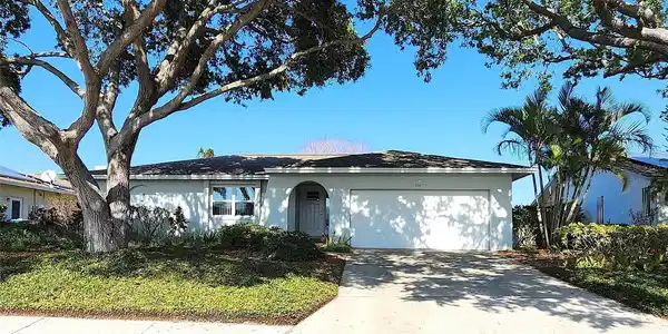 8083 BAYHAVEN