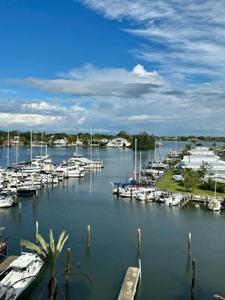 507 TAMIAMI N
