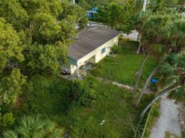 3706 OLD BRADENTON