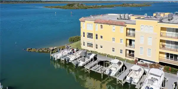 130 SUNSET HARBOR