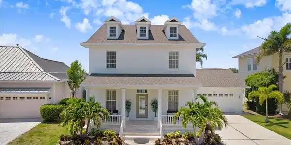 427 MANNS HARBOR
